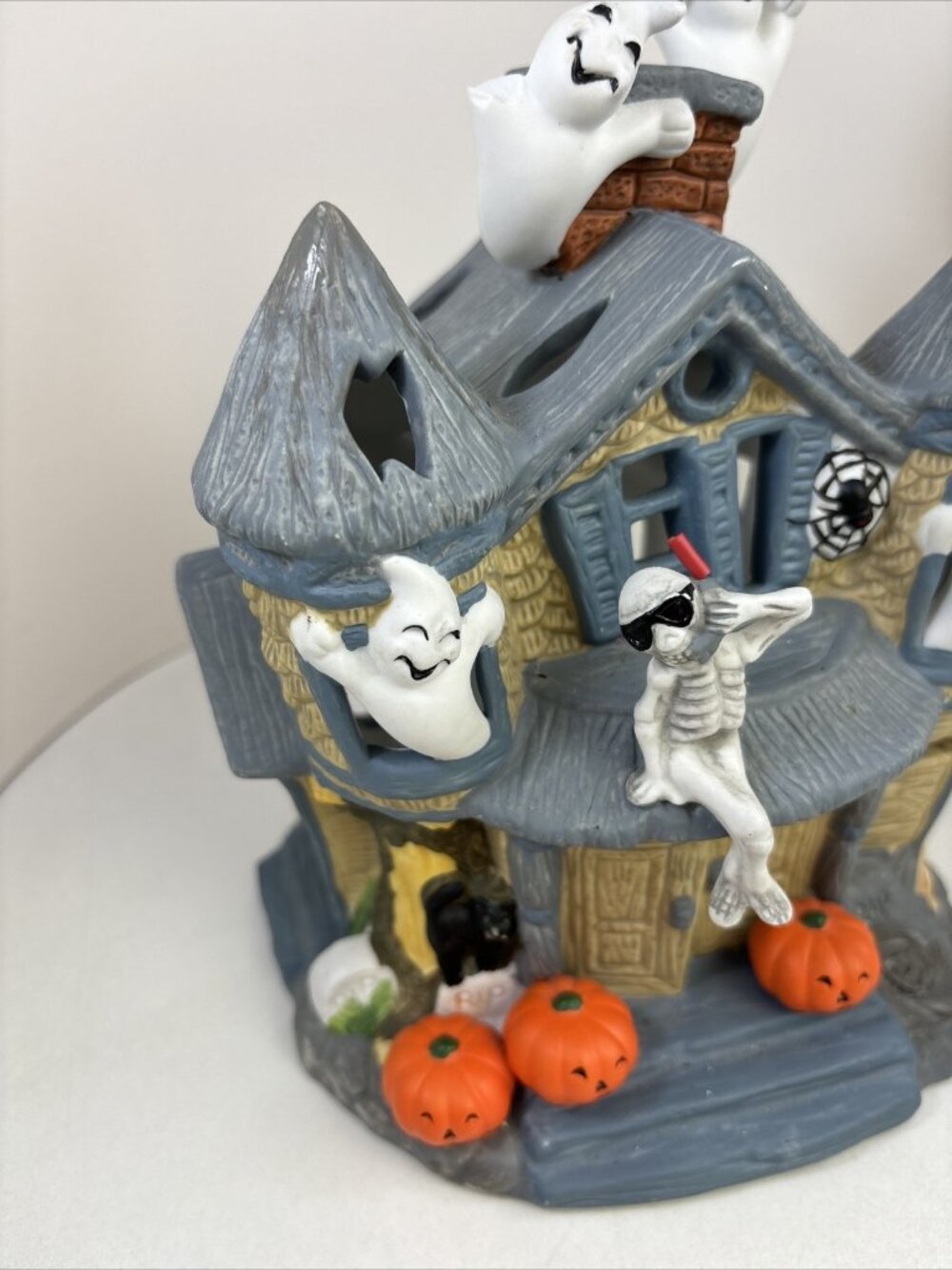 VTG PartyLite Halloween Ceramic Haunted Tealight House Candle Holder P7311 - Picture 2 of 6